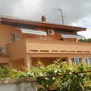 And Nediljko Apartamento Bibinje